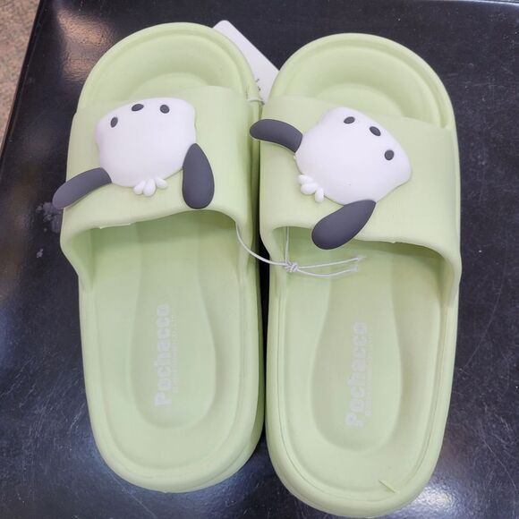 Brand New Sanrio Pochacco Big Charm Slippers Size: US 7.5 - Picture 4 of 9